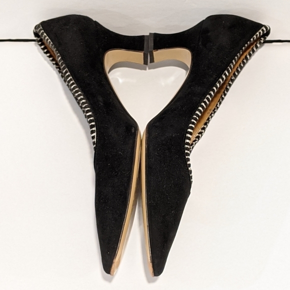 Bruno Magli Black Heels with Tan Interior - Picture 3 of 9